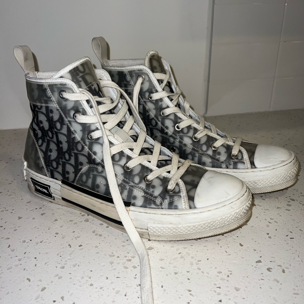 Dior Black and White High-Top Sneakers - Picture 8 of 9
